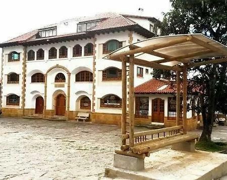 Hotel El Dorado 과타비타 외부 사진